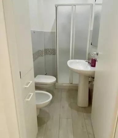 Apartment Bilocale Strategico A *