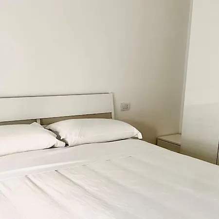 Bilocale Strategico A Milan